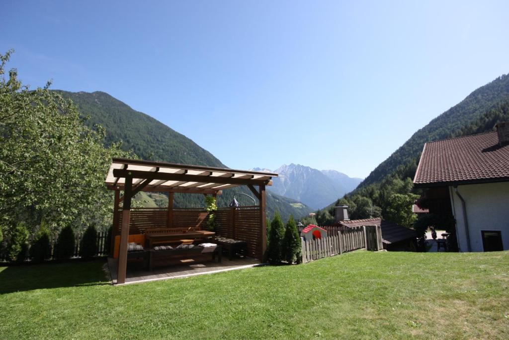 Bed and Breakfast Lechnerhof Lutago Exterior foto